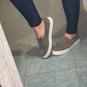 Minnetonka Shoes